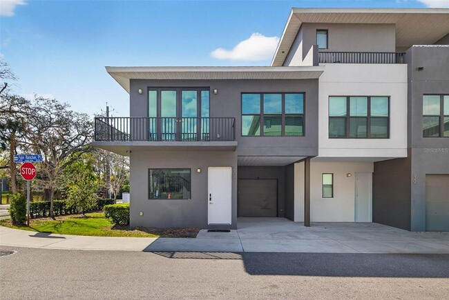 Building Photo - 8706 Palm Ranches Pl