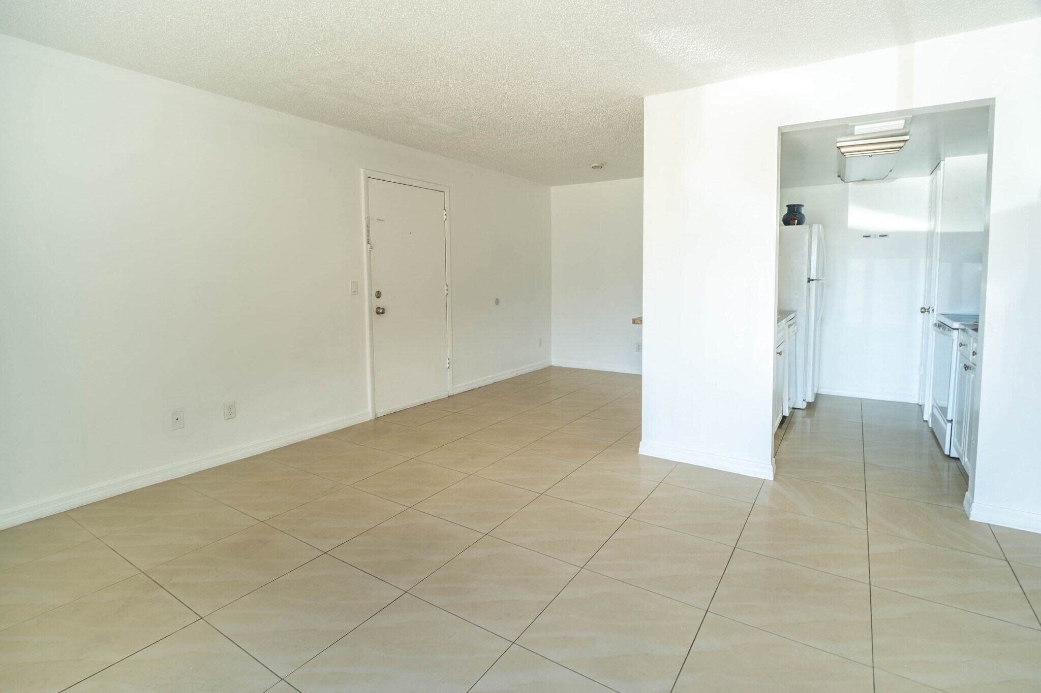 Building Photo - 277 Hermitage Hill Way