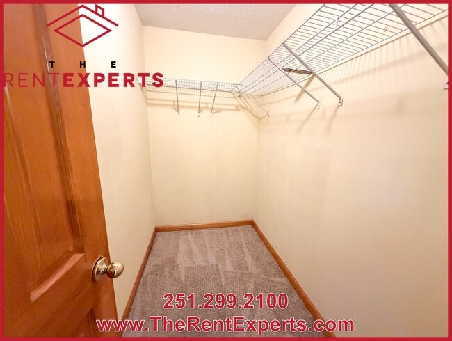 Building Photo - 2544 Oakmont Ct