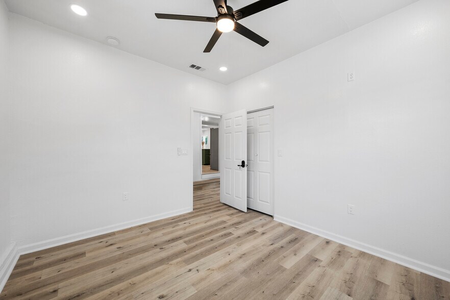 Building Photo - 4100 N 30th St
