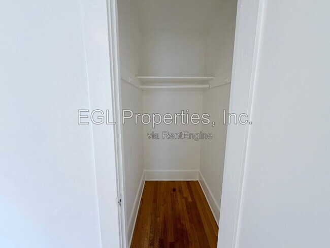 Building Photo - 3521 1/2 Mont Clair Street