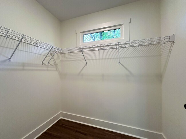 Building Photo - NEW CONSTRUCTION - Available August 2025!