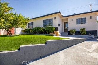 Building Photo - 11110 Odell Ave