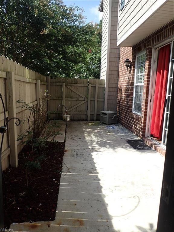 Building Photo - 2 bedroom in Virginia Beach VA 23455