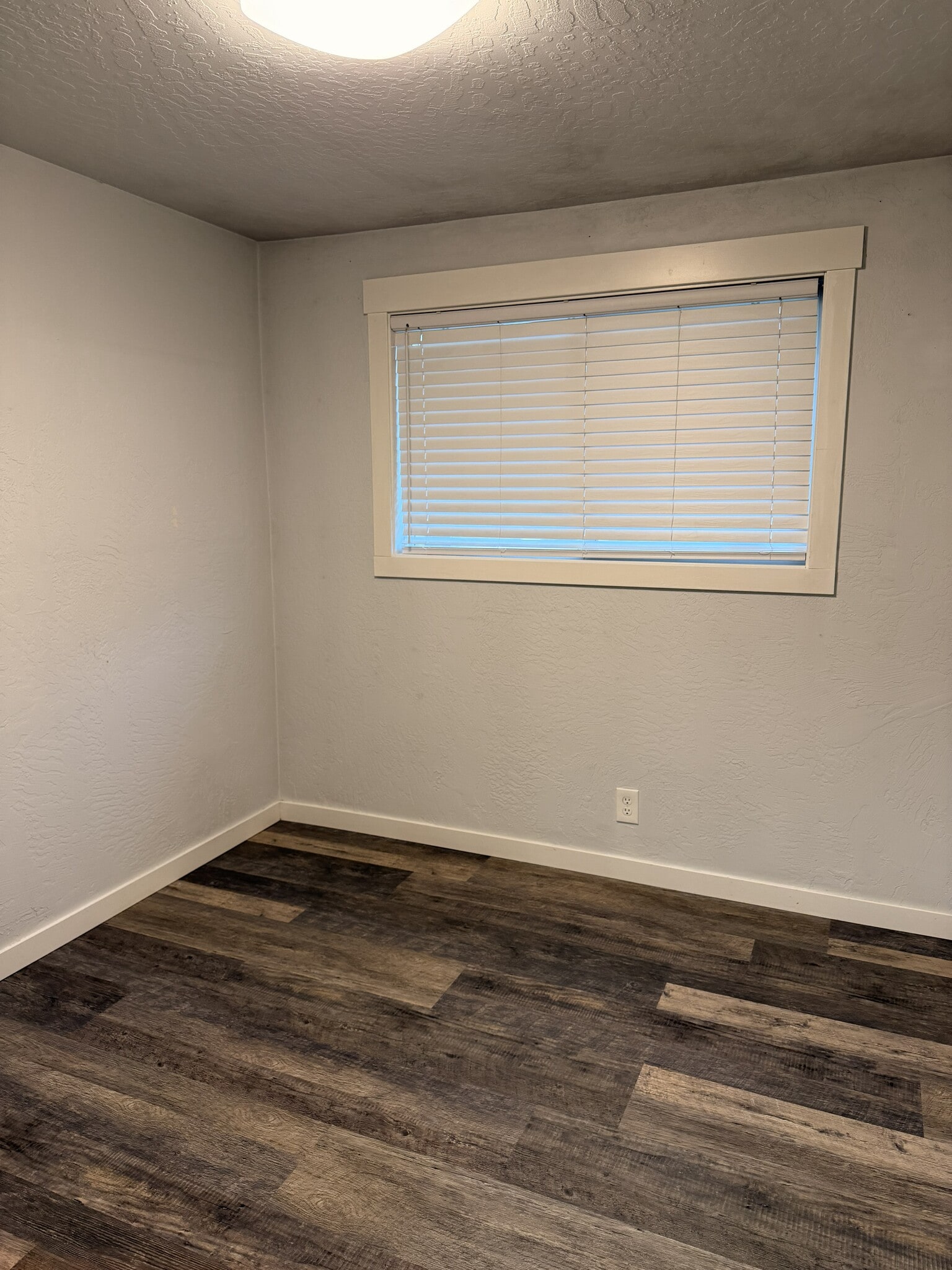 Building Photo - 2030 Crimson Ave