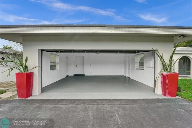 Building Photo - 5981 NE 22nd Way