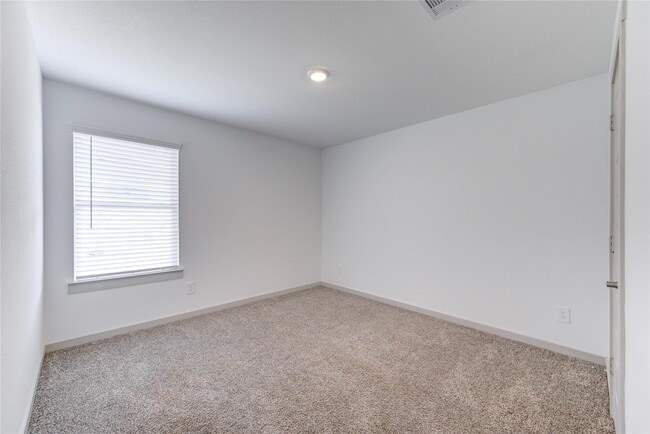 Building Photo - 29506 Cayenne Cir