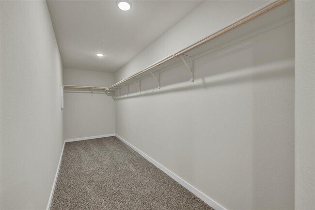 Building Photo - 160 Davis Mountain Dr