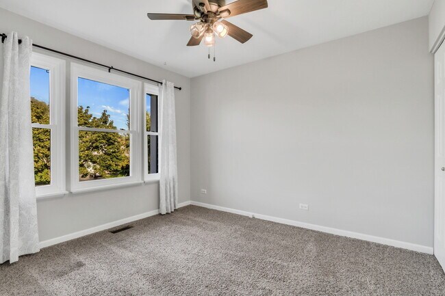 Building Photo - 1282 Berkshire Ln