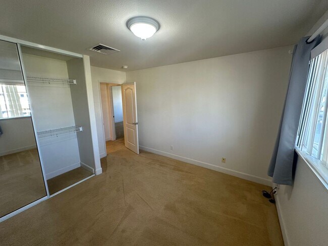 Building Photo - Beautiful 3 BD / 2 BA Townhome in Ko Olina!