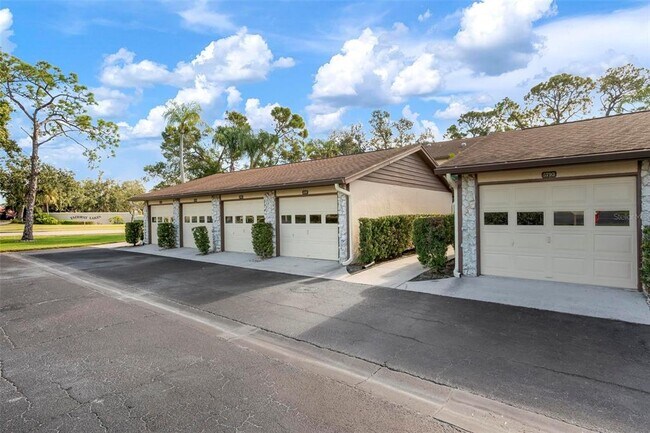 Building Photo - 5797 Avista Dr