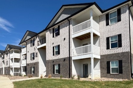 2bd/2ba Units (Bldg 1) - Flats at Twenty