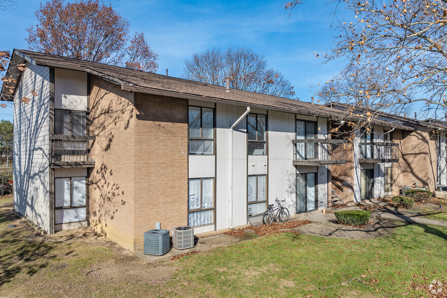 Building - Preserve at Canal