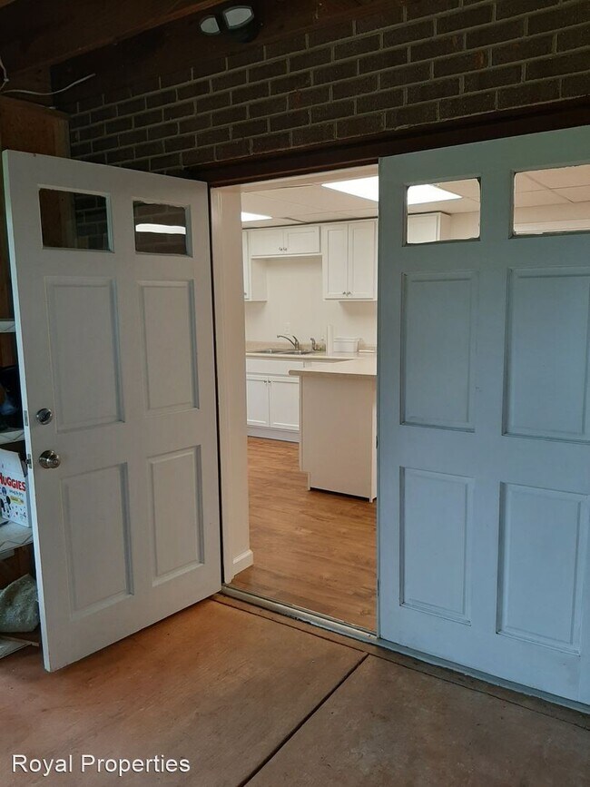 Building Photo - 1 br, 1 bath House - 188 Woodfield Dr.