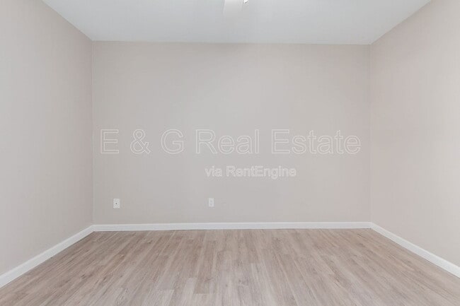 Building Photo - 4530 E Camino Cir