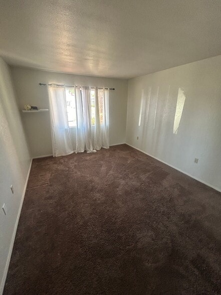 Building Photo - 41633 Whittier Ave