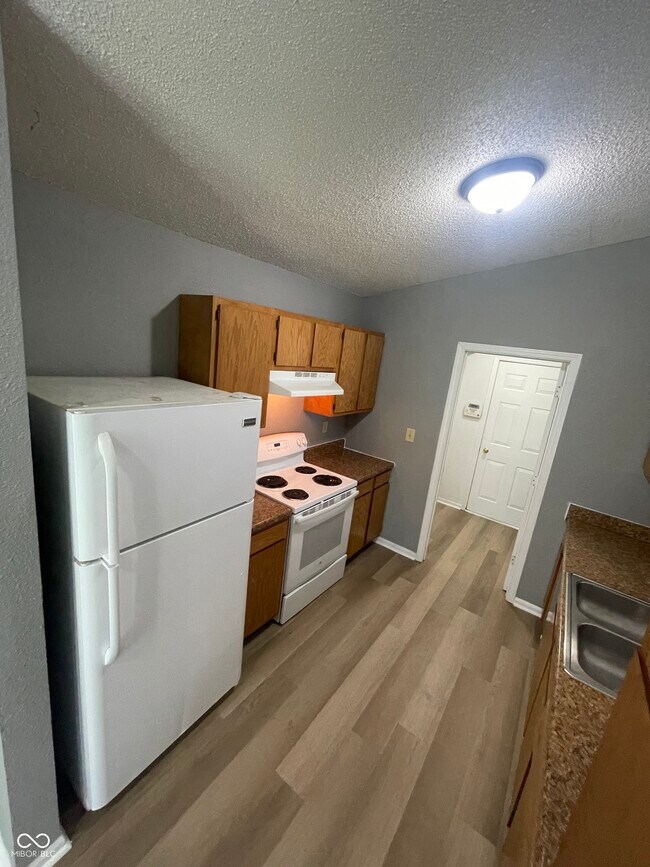 Building Photo - 10856 Orchard Valley Way