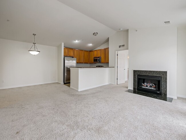 Building Photo - AVAILABLE NOW! Charming 2-Bed Home in the Heart of Wixom