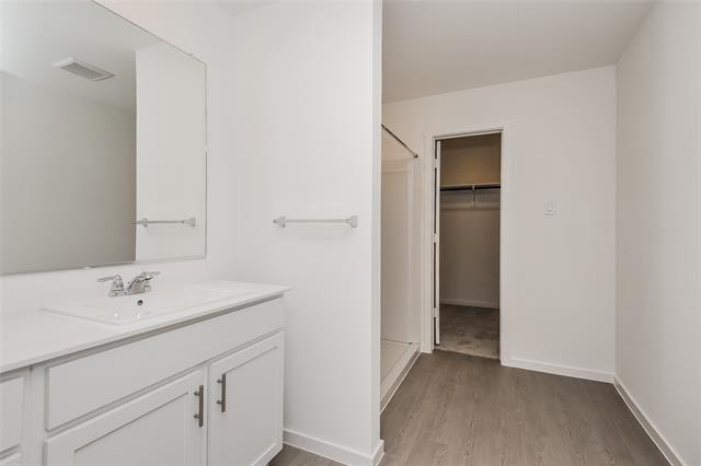 Building Photo - 2732 Mistwood Dr