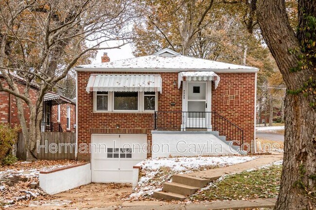 Primary Photo - 7725 Kenridge Ln