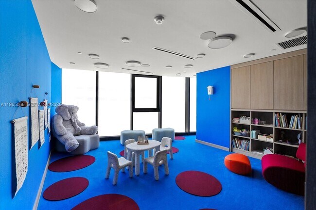 Building Photo - 501 West Ave