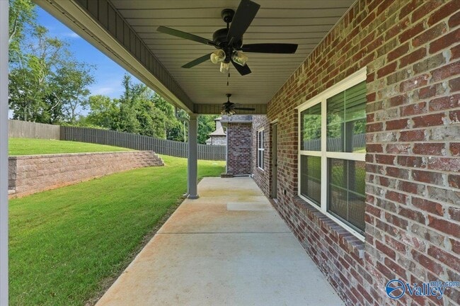 Building Photo - 212 Somerdale Ln