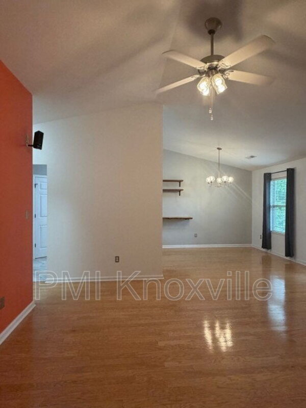 Building Photo - 10311 Boston Ln