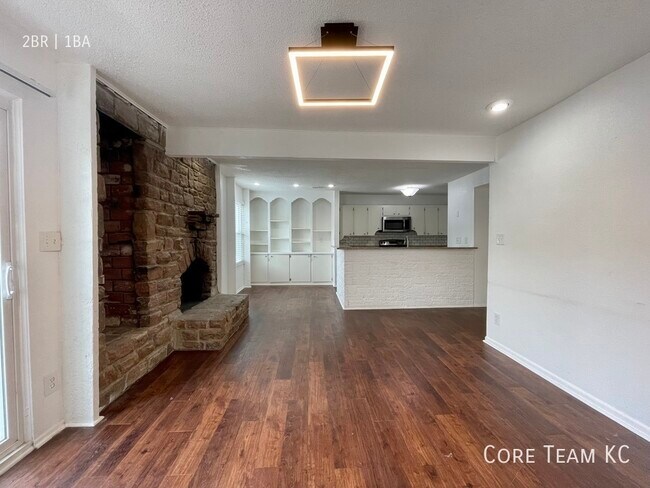 Building Photo - 3633 Walnut St