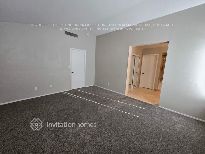 Building Photo - 5735 Indian Ridge Dr