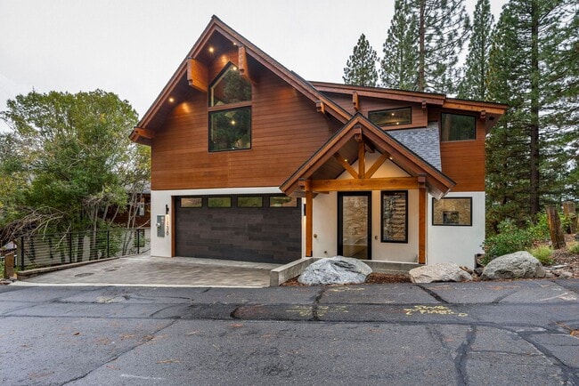Building Photo - The ultimate Tahoe experience
