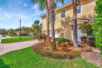 Building Photo - 4559 Cadiz Cir