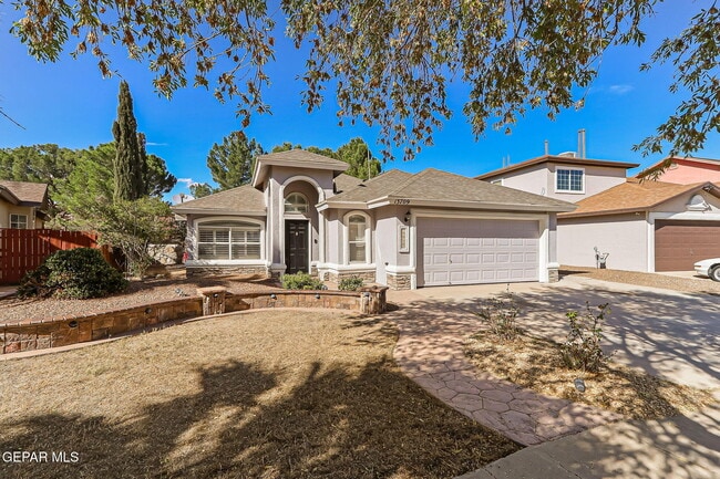 Building Photo - 13709 Paseo Hermoso Dr