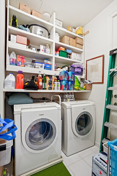 Building Photo - 1177 22nd St NW