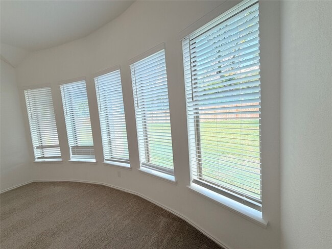 Building Photo - 22403 Sawmill Pass Ln