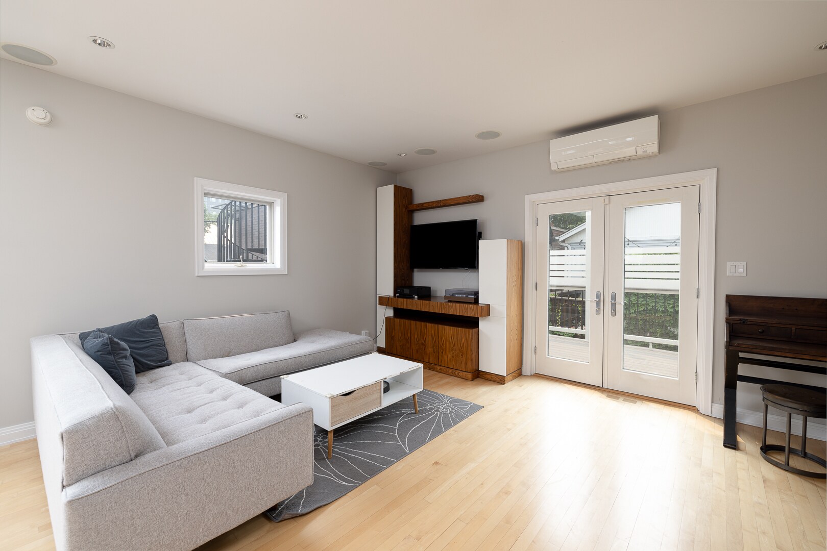 Building Photo - 1742 W Crystal St