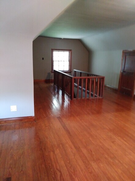 Master bedroom view of staircase - 2120 Allston Ave