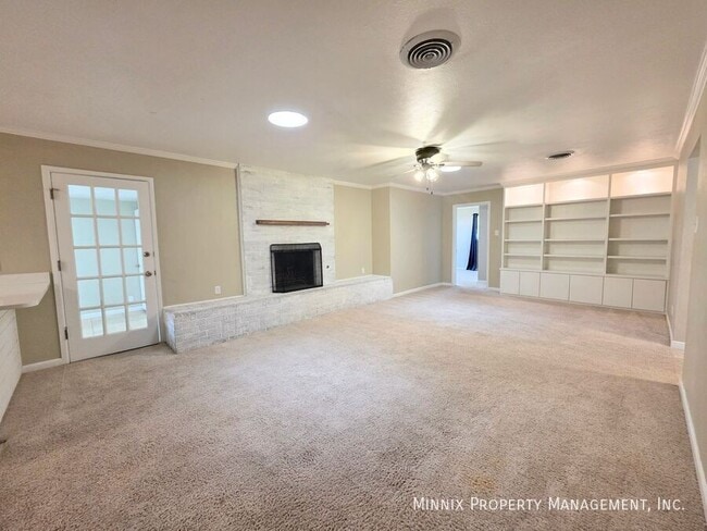 Building Photo - 3216 Camarie Ave