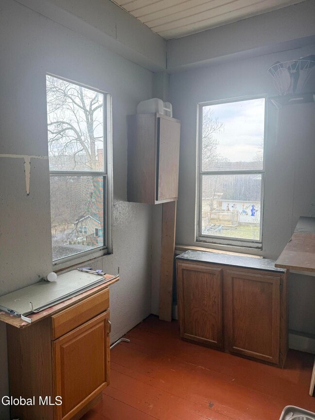 Building Photo - 49 Elizabeth St