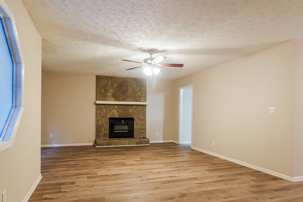 Building Photo - 3035 Sumit Wood Dr NW