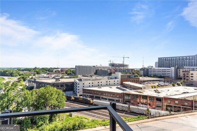Building Photo - 788 West Marietta St NW