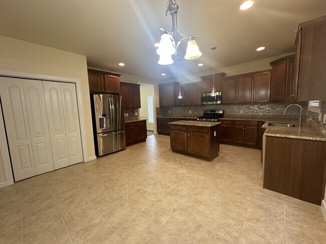 Building Photo - 320 Whitehurst Landing