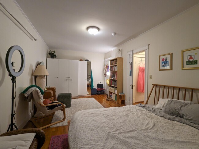 Building Photo - 854 Massachusetts Ave