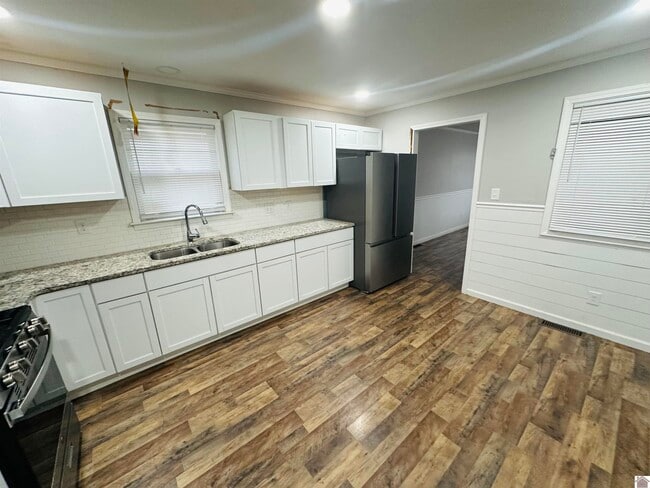 Building Photo - 3265 Old Husbands Rd