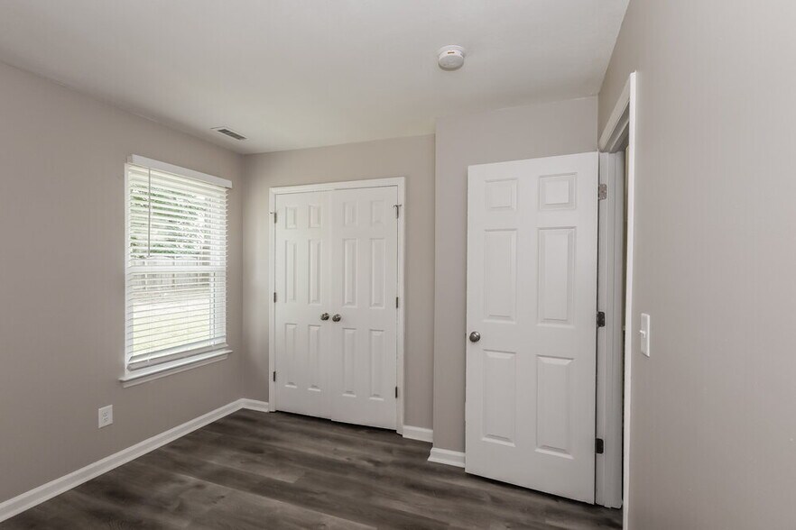 Building Photo - 4204 Compton Ct