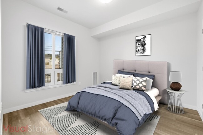 Building Photo - 71 Connecticut Ave