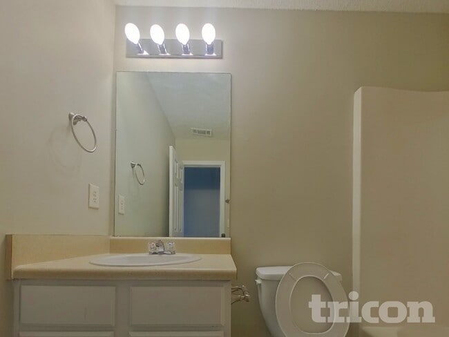 Building Photo - 6972 Foxmoor Way