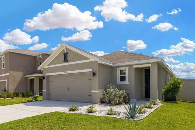 Primary Photo - Great home in Lagoon Community