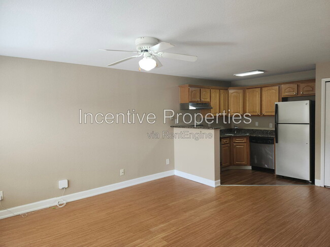 Building Photo - 4724 Walden Cir