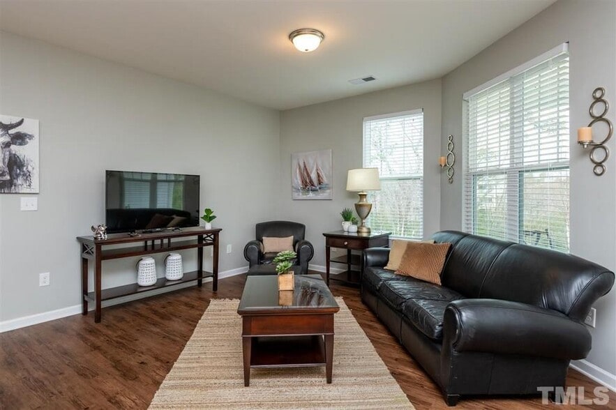 Building Photo - 1117 Neighborly Way