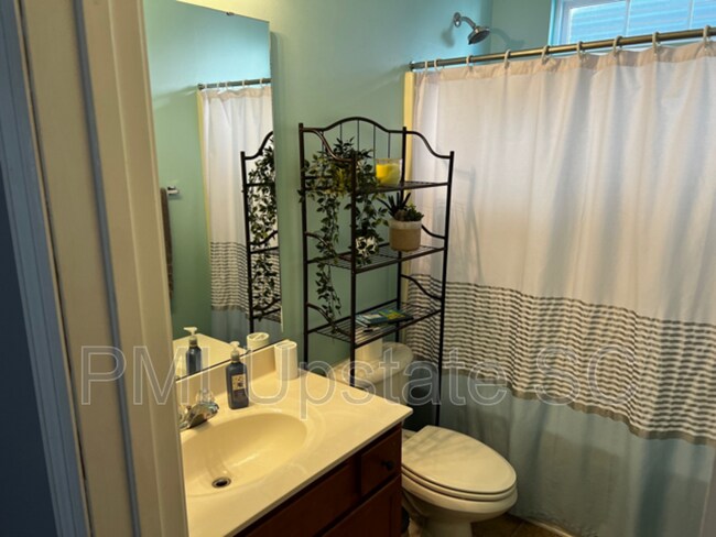 Building Photo - 258 Twilitemist Dr